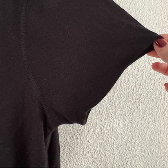 SO Swing Top Criss Cross Open Back Stretch Tee Basic Staple Soft Size Large - Picture 4 of 10